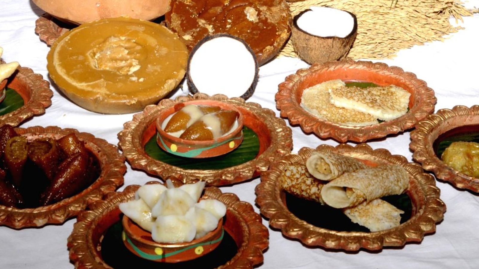 Enjoy the festive season with season’s special deserts!